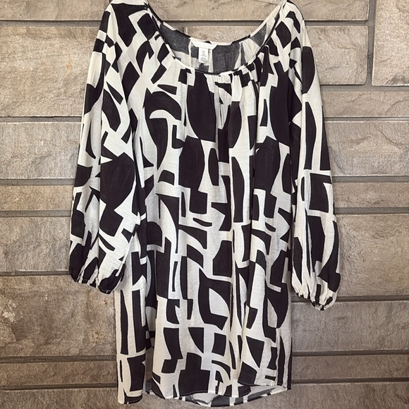 H&M Abstract Black and White Dress - Picture 3 of 6